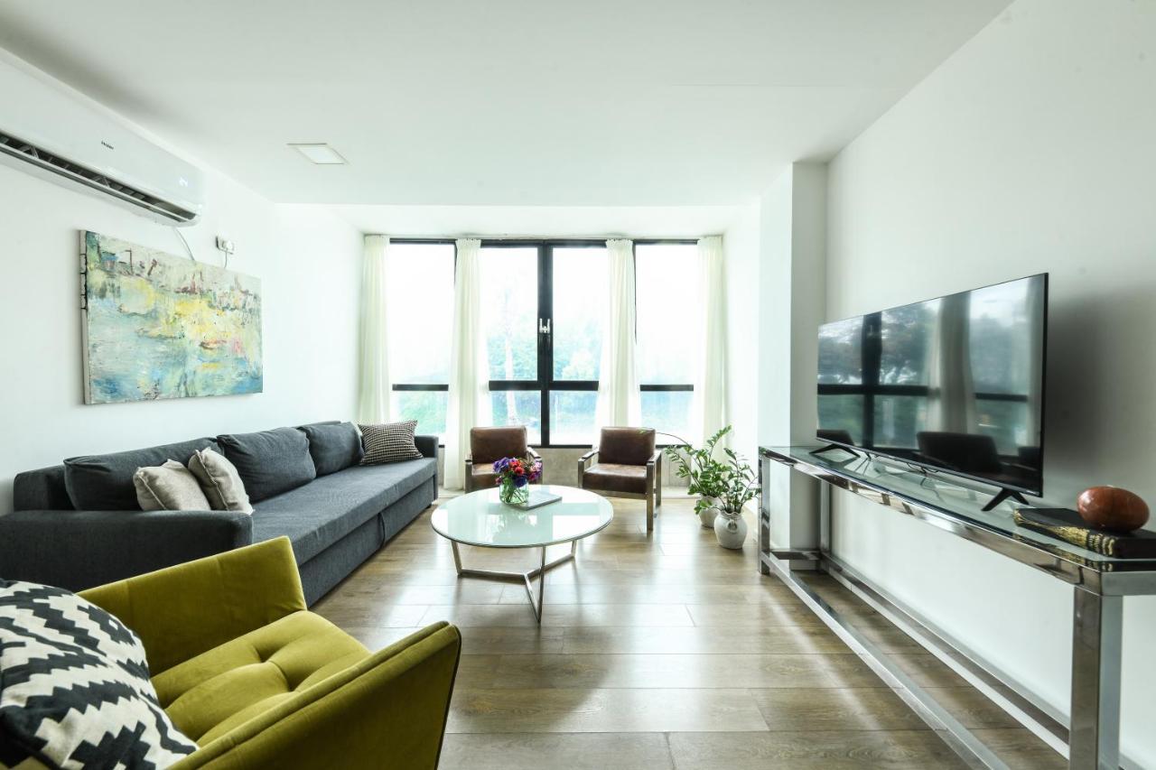 Modern & Bright 3br Apt W View 5 Min From By Sea N' Rent Apartment *
